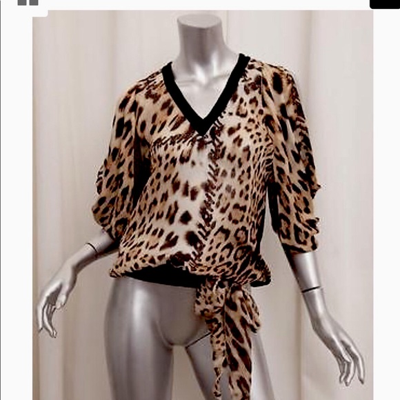 🎉HP🎉Roberto Cavalli  Silk Blouse 💋size 44 - Picture 1 of 8